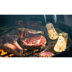 Weber Barbecue a Carbone Master-Touch GBS Premium SE E-5775 Ø 57 cm Black Cod. 17401004