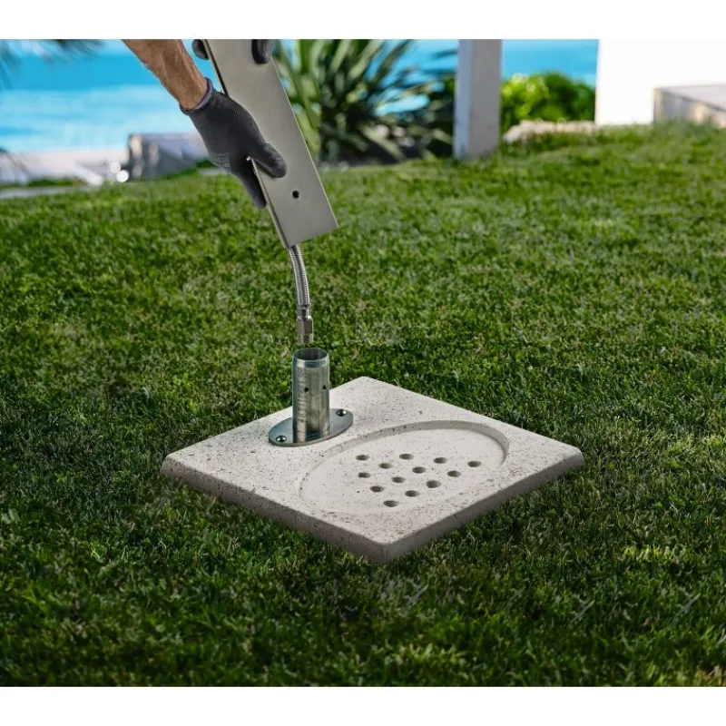 Acquapoint Base in Cemento Bianco Perforata con Griglia di Scarico per Fontane Ground Aquapoint