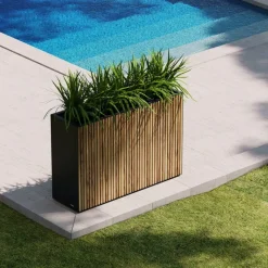 Herstera Fioriera Alta DECO PLANTER DIVIDER 40 in Metallo colore Nero e Legno 100x40x80 cm