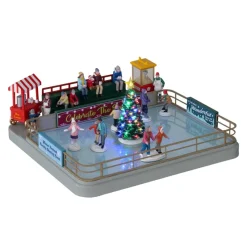 Lemax Outdoor Skating Rink, con Alimentatore 4.5V Cod. 14871